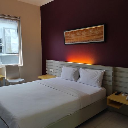 Hotel Orlen Yogyakarta Extérieur photo