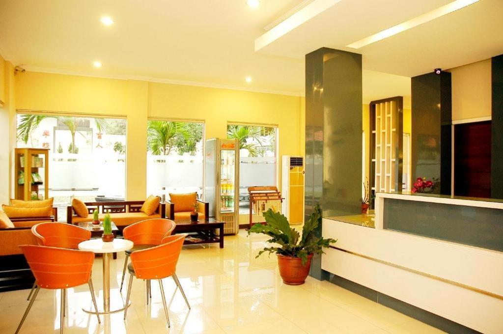 Hotel Orlen Yogyakarta Extérieur photo