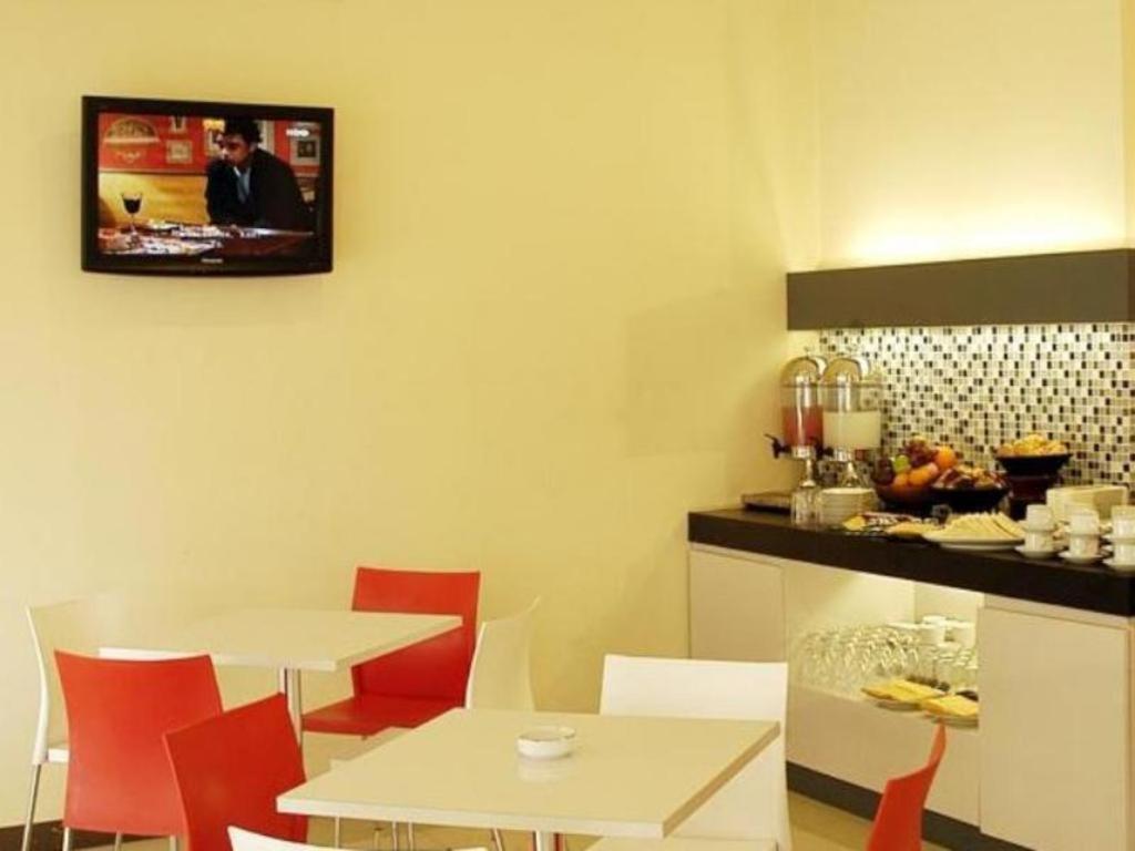Hotel Orlen Yogyakarta Extérieur photo