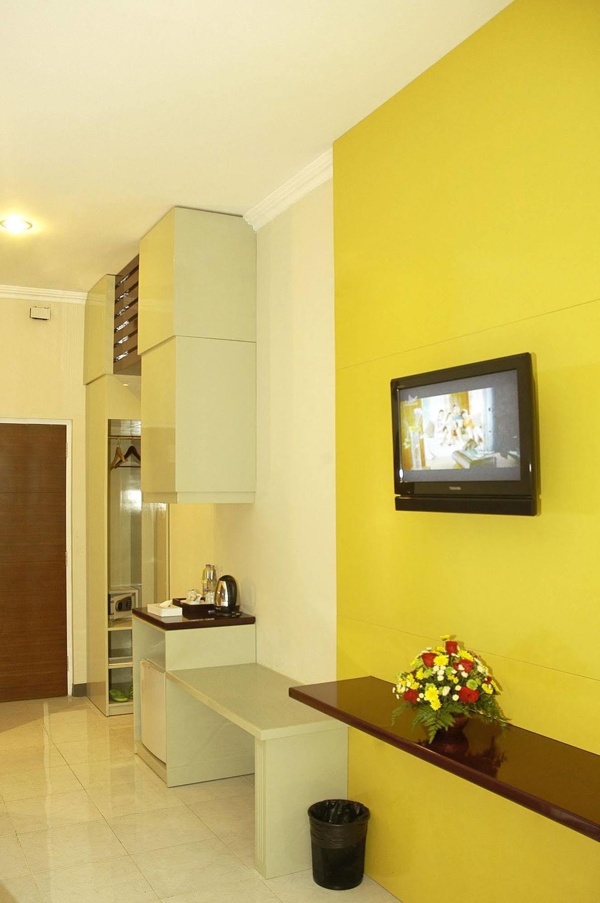 Hotel Orlen Yogyakarta Extérieur photo
